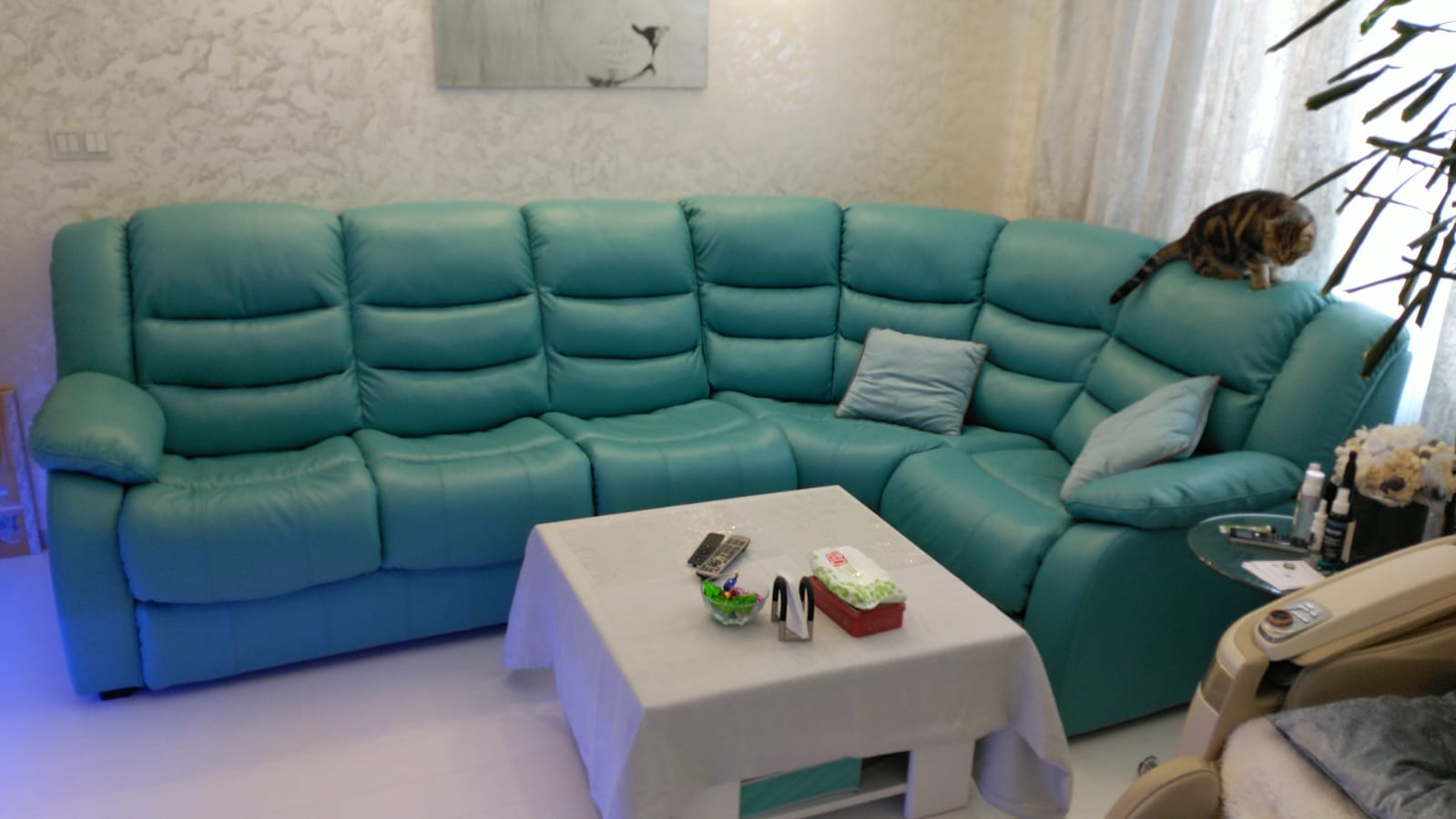 Перетяжка дивана на дому. Рязанский проспект