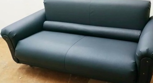 Обивка дивана на дому. Рязанский проспект