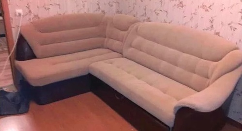 Перетяжка углового дивана. Рязанский проспект